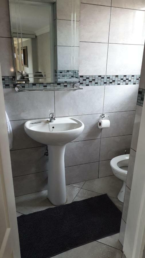 Elephant Bush Guest Cottage Alberton Bagian luar foto